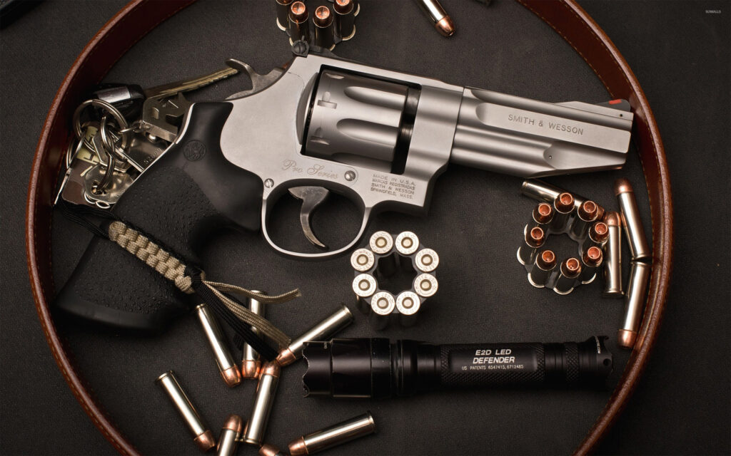 smith wesson revolver 31122 2880x1800 1